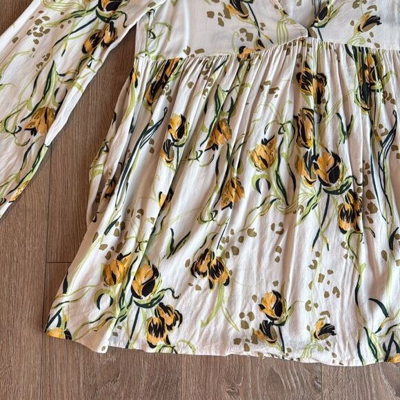FREE PEOPLE BELLA PRINT TUNIC CREAM WITH FLOWERS SIZE SMALL - Picture 4 of 5